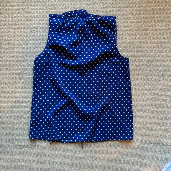 J. Crew silky polka dot sleeveless top with ruffle neck with ties. Size 2 Petite - Picture 6 of 7